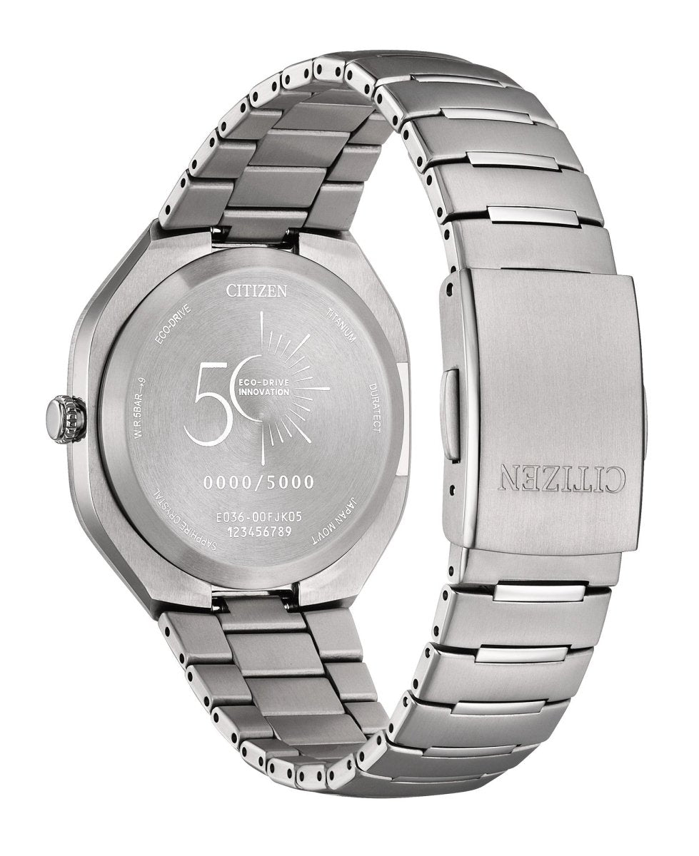 Montre CITIZEN PHOTON Super Titanium Eco-Drive Noir Bleu Edition Anniversaire - MONTRES -BJ6560-53W