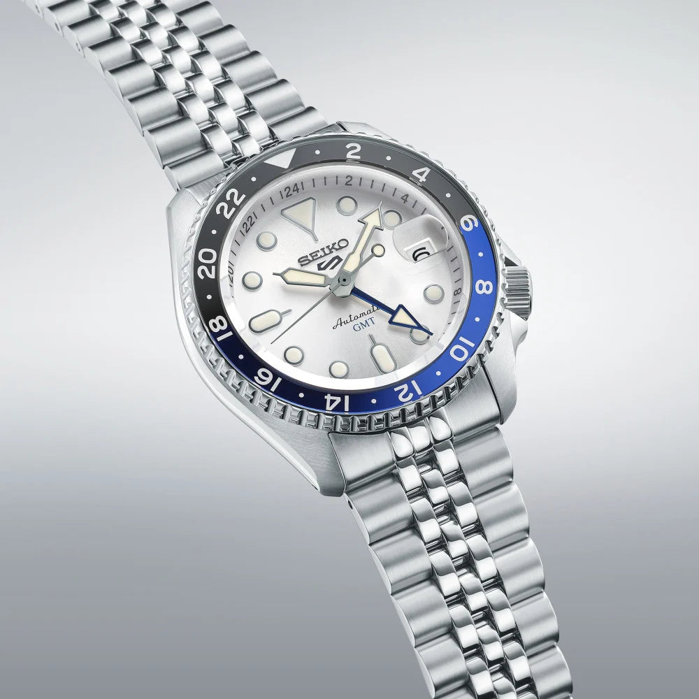 Montre SEIKO 5 Sports Auto GMT Acier blanc