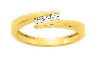 Trio of Diamonds 750 Yellow Gold Ring